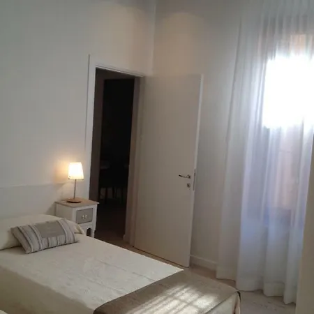 San Marco White Apartment Venice